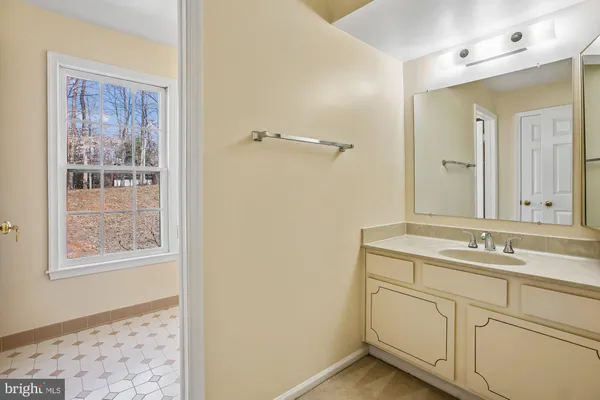 $7,500 | 6604 Tina Lane, McLean, VA 22101