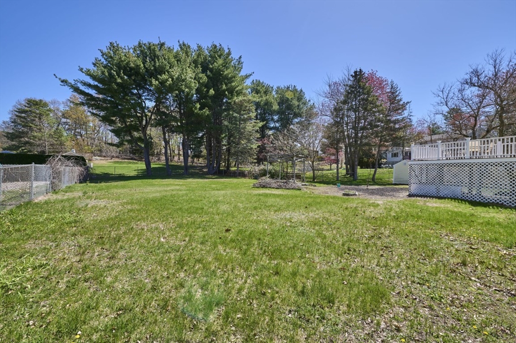 37 Locust Street, Unit 1 Burlington, MA 01803 - Photo 8 of 29