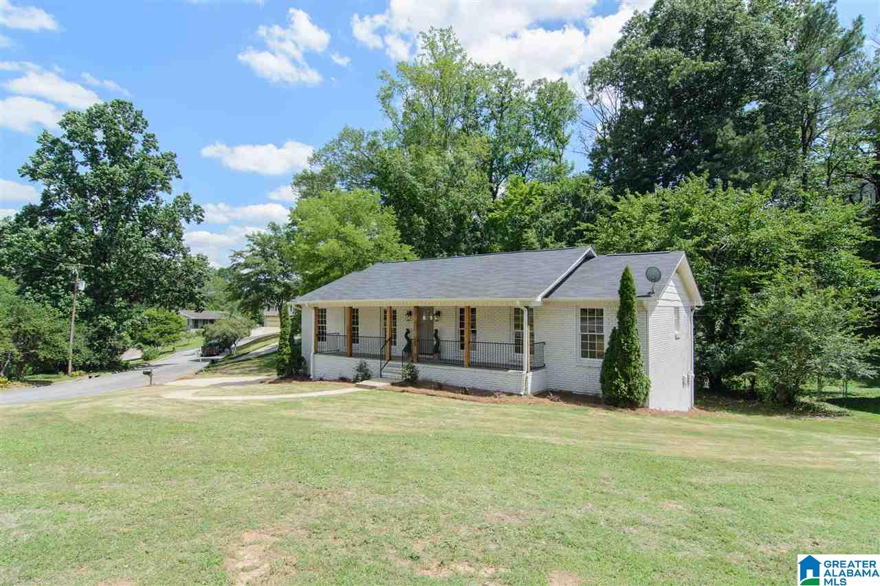 1340 Sumar Road Birmingham, AL 35213 - Photo 3 of 35