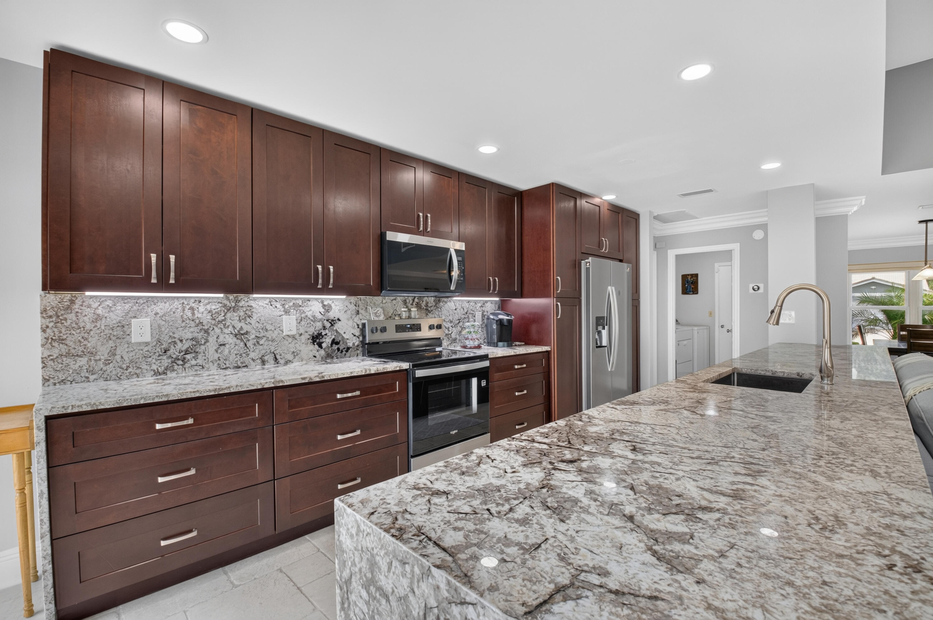 22018 Colony Drive Boca Raton, FL 33433 - Photo 2 of 39 Kitchen