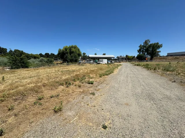 $1,199,000 | 505 Zeff Road, Modesto, CA 95351