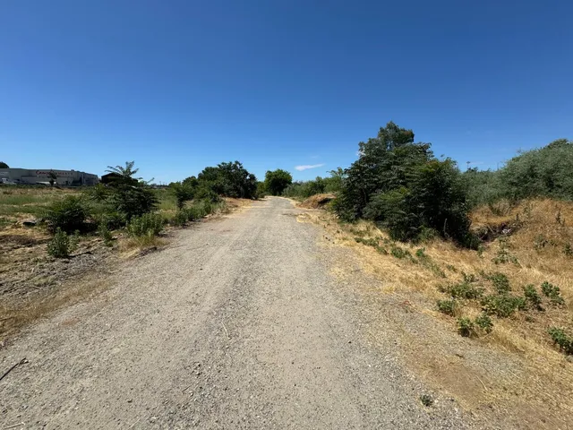 $1,199,000 | 505 Zeff Road, Modesto, CA 95351