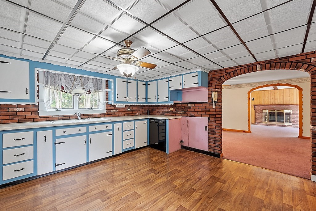 30 Pratts Junction Road Sterling, MA 01564 - Photo 5 of 41 Gallery Image 5