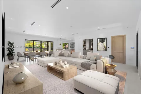 $2,736,000 | 6221 Southwest 60th Street, South Miami, FL 33143