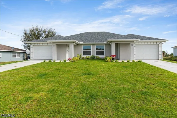 $1,800 | 1137 Edgerton Avenue, Lehigh Acres, FL 33974