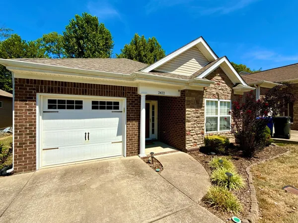 $374,900 | 2422 Duxbury Drive, Columbia, TN 38401