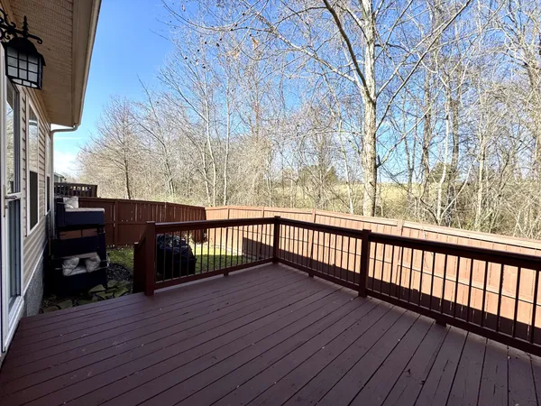 $374,900 | 2422 Duxbury Drive, Columbia, TN 38401
