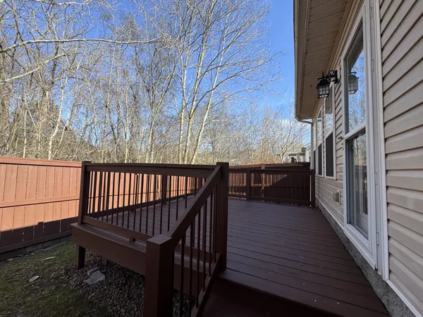 $374,900 | 2422 Duxbury Drive, Columbia, TN 38401