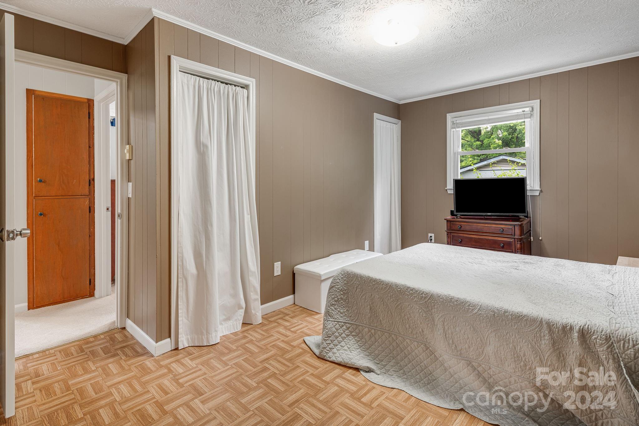 141 Frost Road, Unit 5 Saluda, NC 28773 - Photo 20 of 29 Gallery Image 20