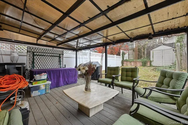 $950,000 | 62-39 Douglaston Parkway, Unit 19 | Douglaston