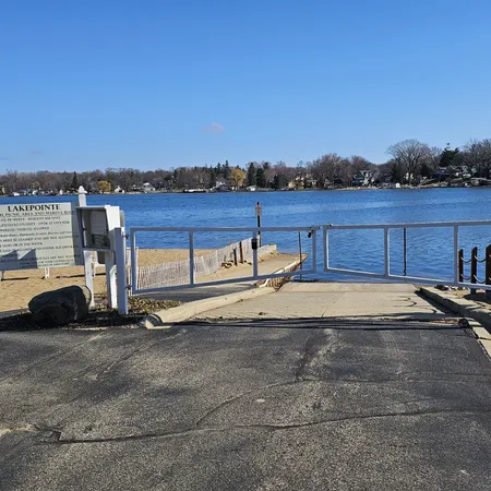 $390,000 | 304 Hill Street, Wauconda, IL 60084