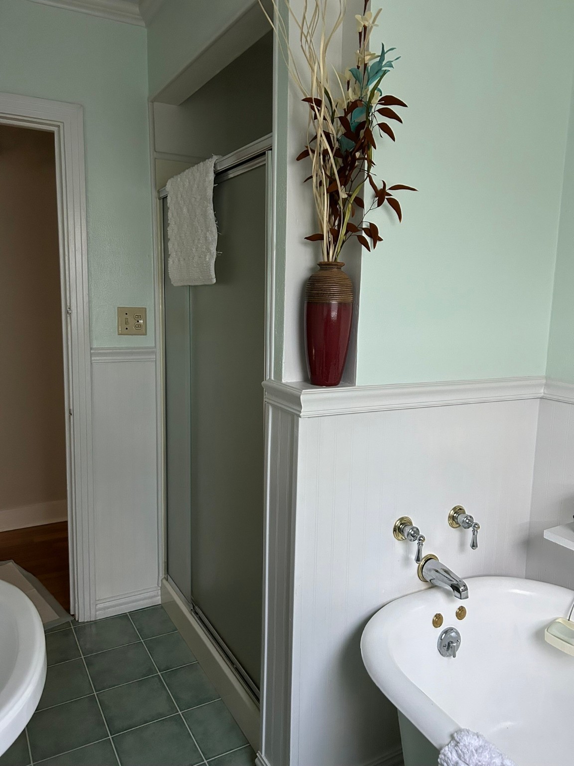 359 Salmon Lake Road Grapeland, TX 75844 - Photo 31 of 49 a bathroom with a sink a toilet and mirror