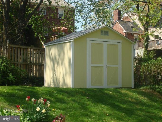 407 Brook Road Towson, MD 21286 - Photo 18 of 18 Shed
