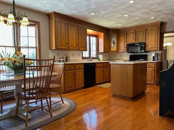 $1,050,000 | 111 Mourning Dove Drive, North Kingstown, RI 02874