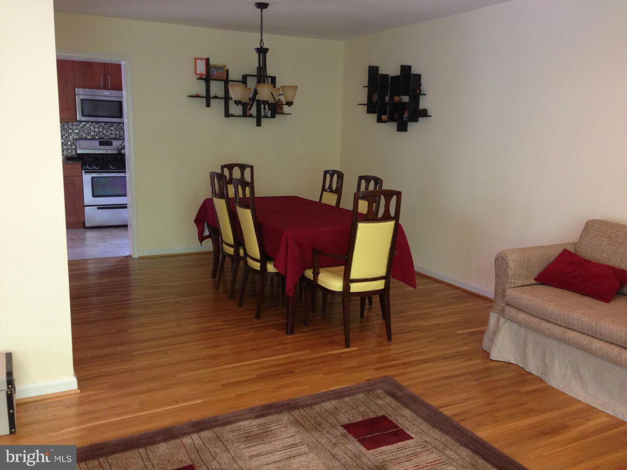 8001 Inverness Ridge Road Potomac, MD 20854 - Photo 4 of 12 Dining Room