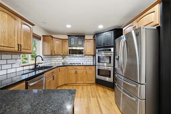 $749,900 | 17817 East Galaxy Drive, Greenacres, WA 99016