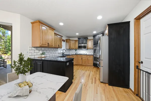 $749,900 | 17817 East Galaxy Drive, Greenacres, WA 99016