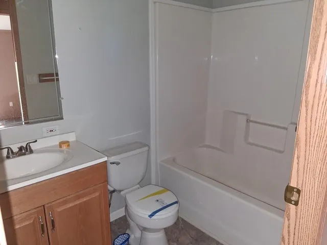 $190,400 | 18564 65th Avenue, Milaca, MN 56353