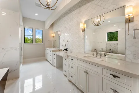 $1,995,000 | 3202 Glen Haven Boulevard, Houston, TX 77025
