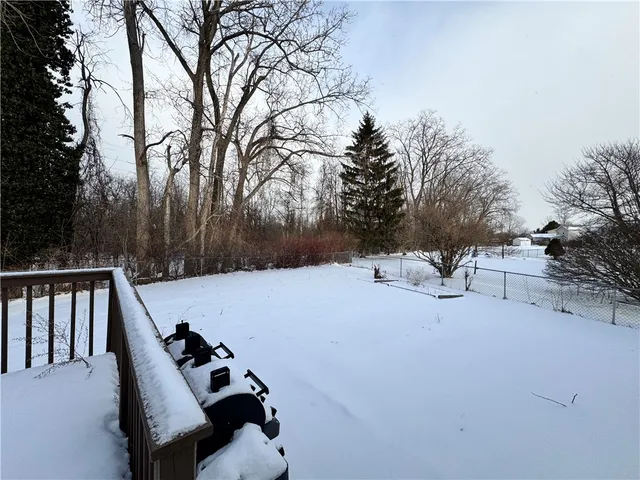 $2,400 | 496 Pebbleview Drive, Greece, NY 14612