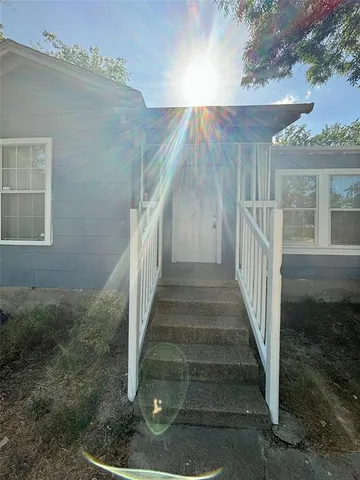 $1,795 | 702 South College Street, McKinney, TX 75069