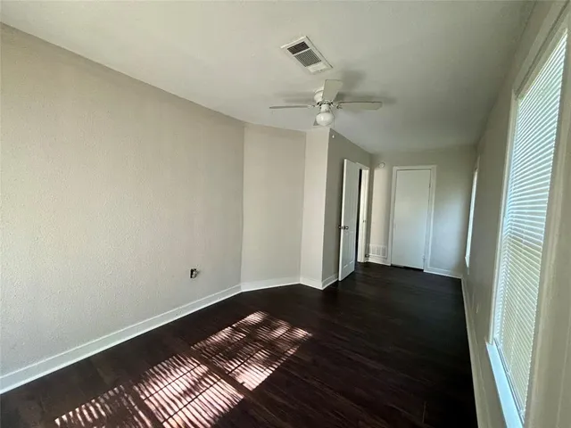 $1,795 | 702 South College Street, McKinney, TX 75069