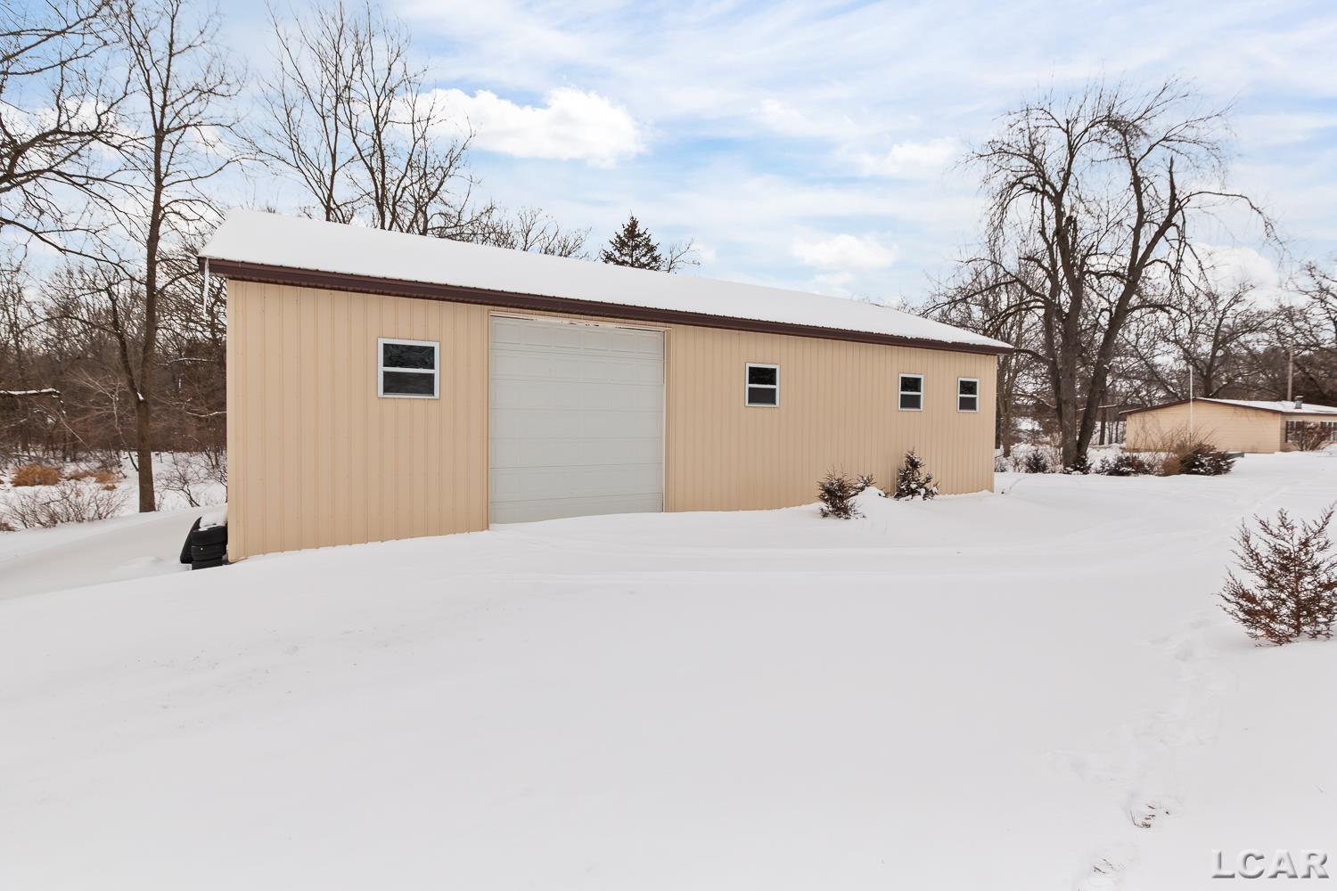 10790 Lawrence Road Brooklyn, MI 49230 - Photo 27 of 48 Gallery Image 27