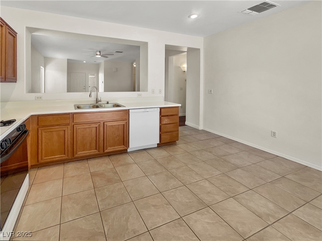 3053 Monroe Park Road Henderson, NV 89052 - Photo 16 of 24 Gallery Image 16