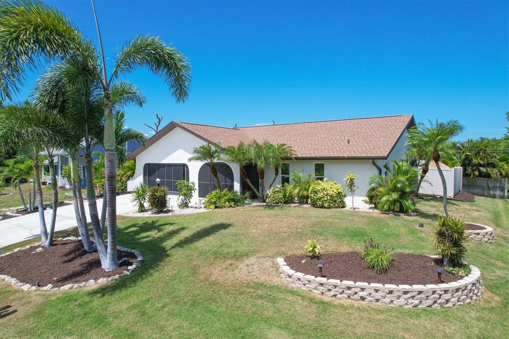 Beautiful Mature Landscaping