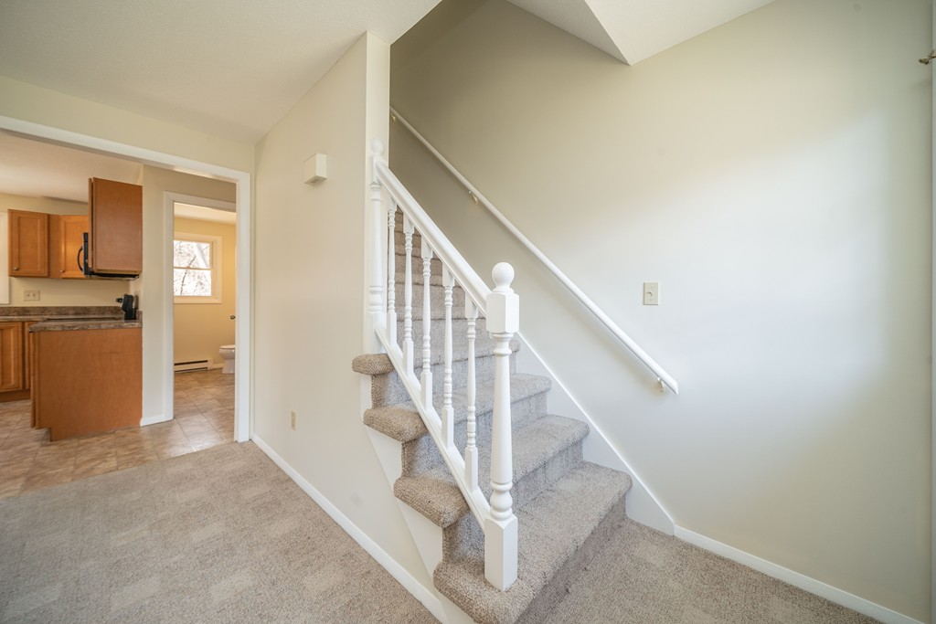 14 North Farms Road, Unit A Williamsburg, MA 01039 - Photo 18 of 30
