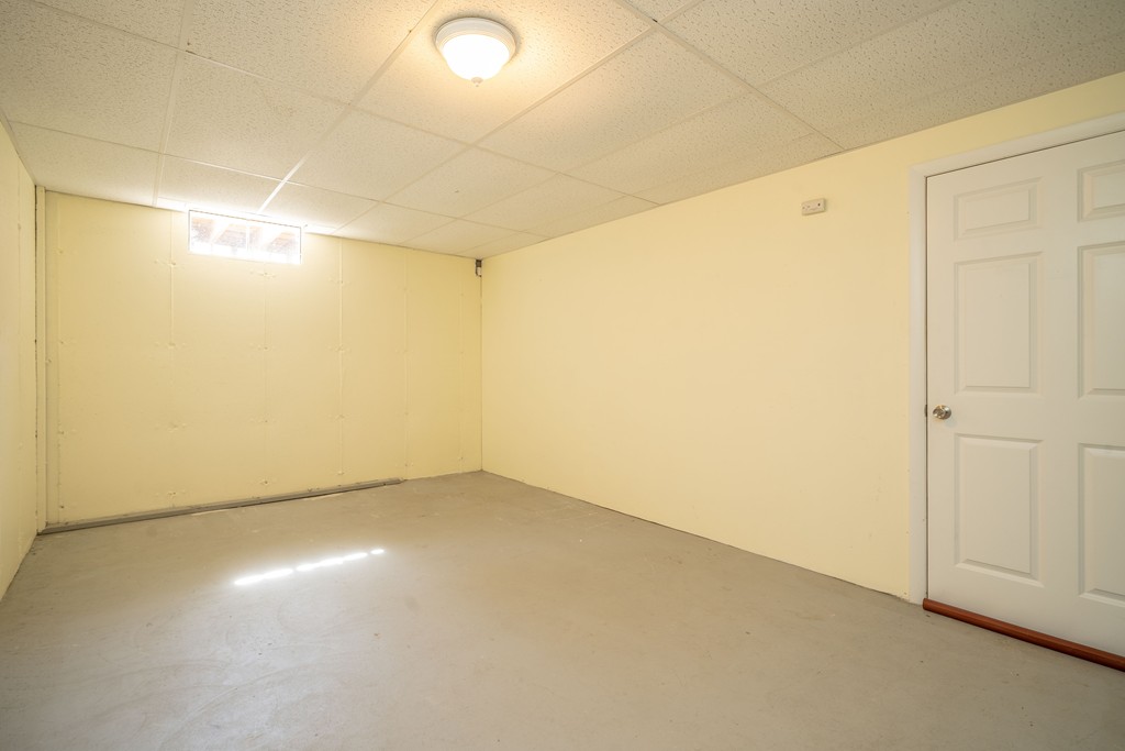 14 North Farms Road, Unit A Williamsburg, MA 01039 - Photo 27 of 30