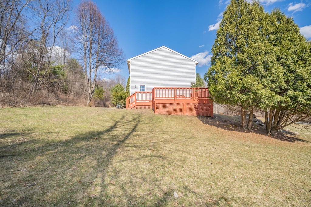 14 North Farms Road, Unit A Williamsburg, MA 01039 - Photo 5 of 30