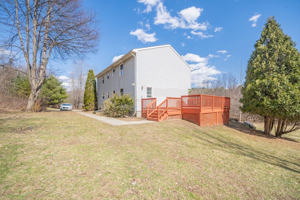 14 North Farms Road, Unit A Williamsburg, MA 01039 - Photo 6 of 30