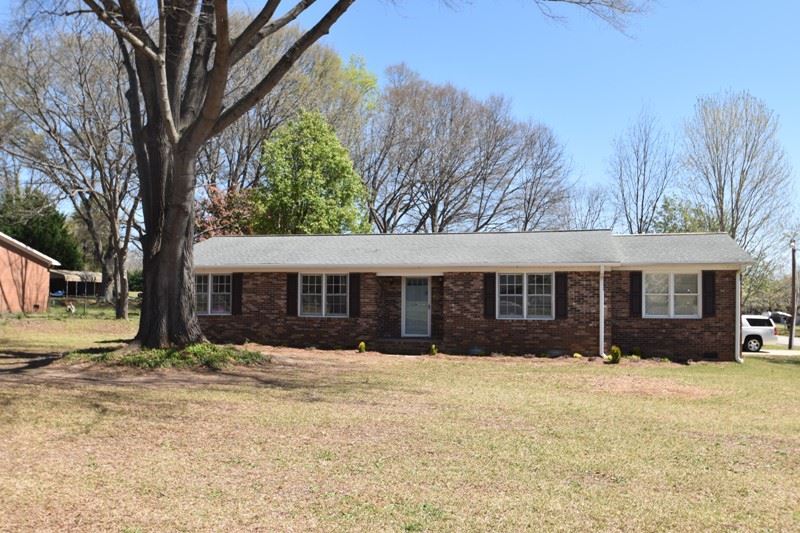 239 McAbee Road Roebuck, SC 29376 - Photo 1 of 16 Gallery Image 1