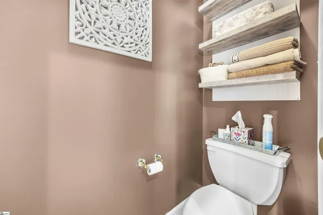 $499,900 | 10 Kimbrells Cove Lane, Greer, SC 29651