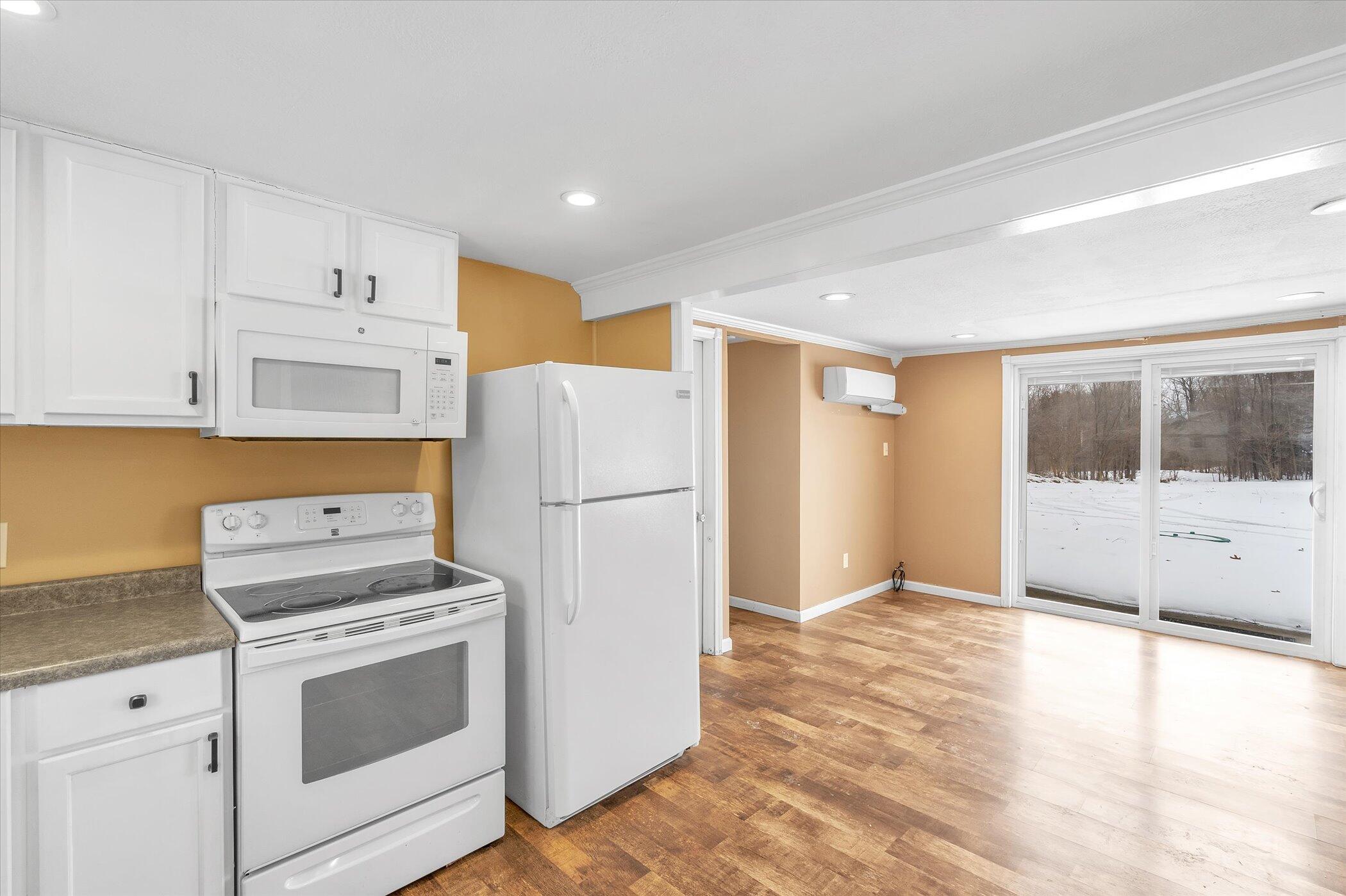 6279 Thrush Road Jackson, MI 49202 - Photo 16 of 43 16-6279-Thrush-Rd-WindowStill-Real-Estat