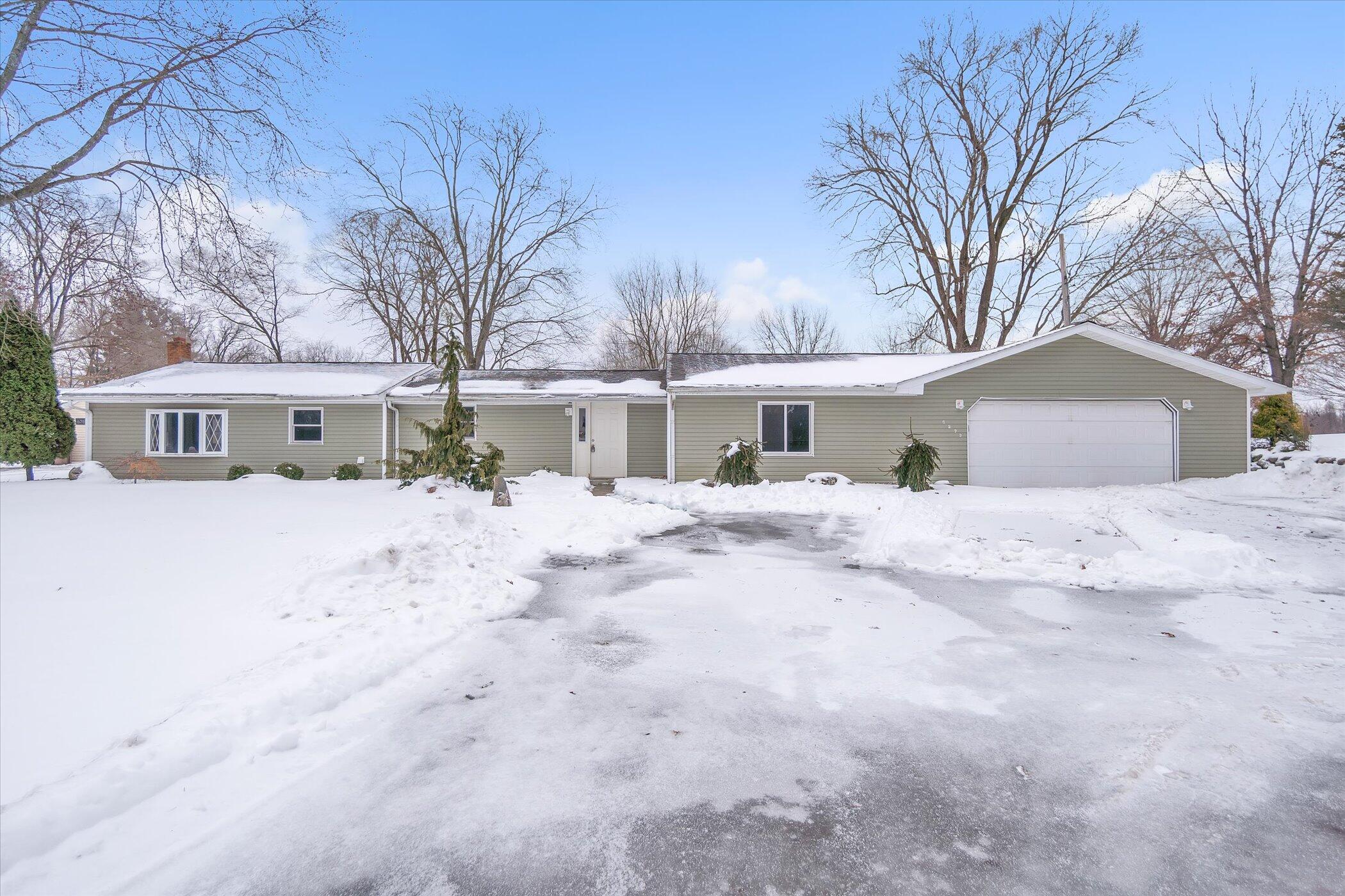 6279 Thrush Road Jackson, MI 49202 - Photo 3 of 43 03-6279-Thrush-Rd-WindowStill-Real-Estat