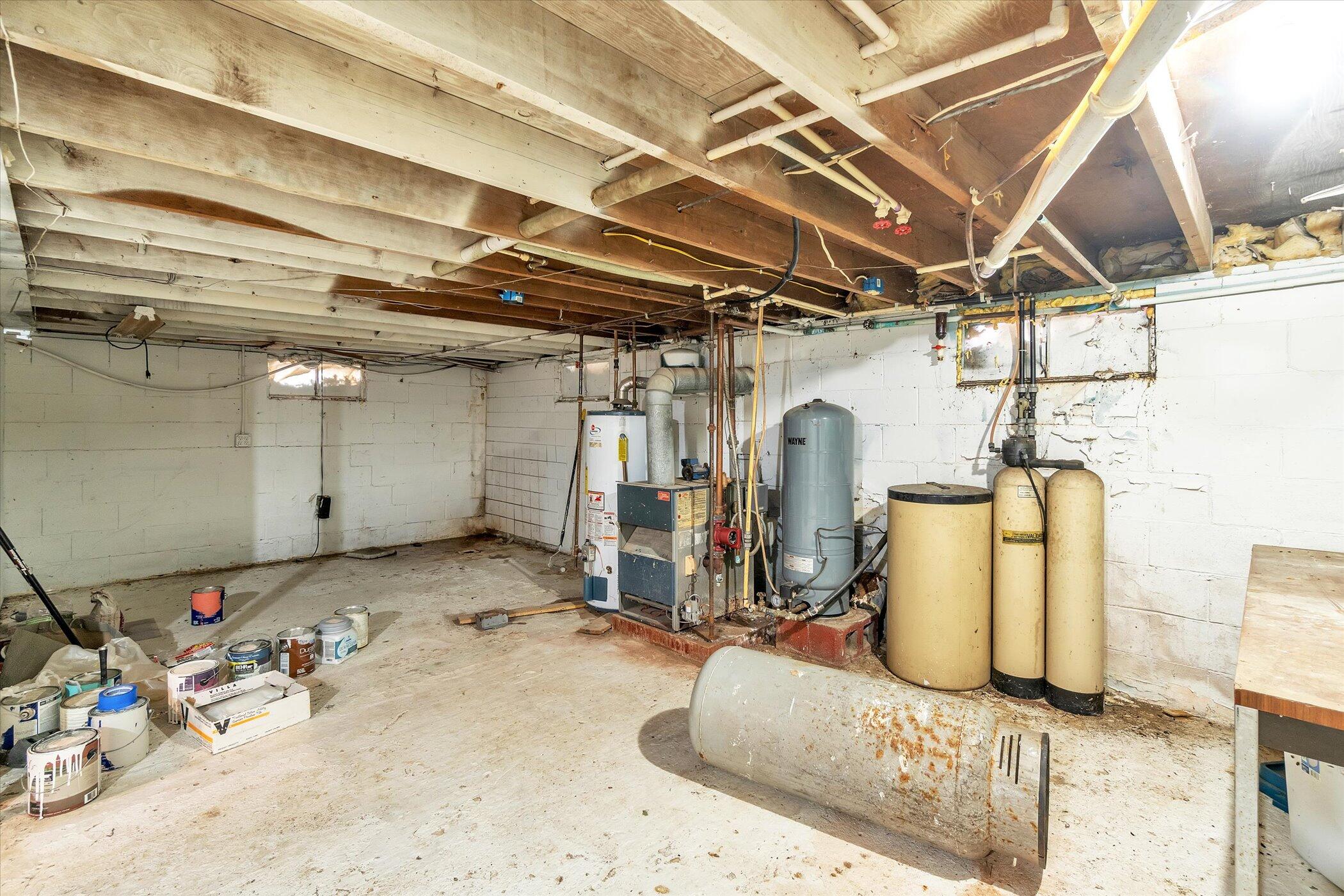 6279 Thrush Road Jackson, MI 49202 - Photo 36 of 43 36-6279-Thrush-Rd-WindowStill-Real-Estat