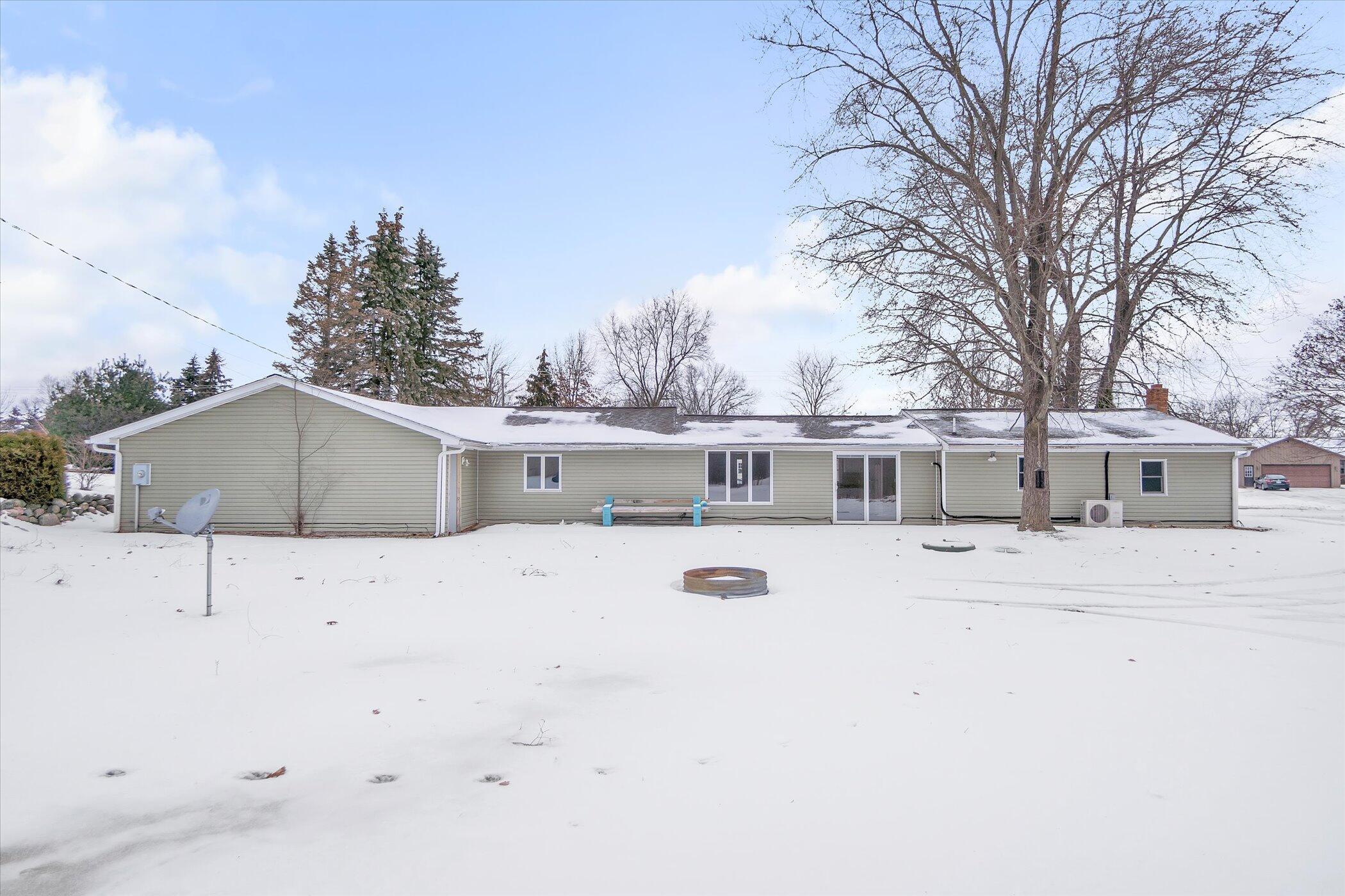 6279 Thrush Road Jackson, MI 49202 - Photo 39 of 43 39-6279-Thrush-Rd-WindowStill-Real-Estat