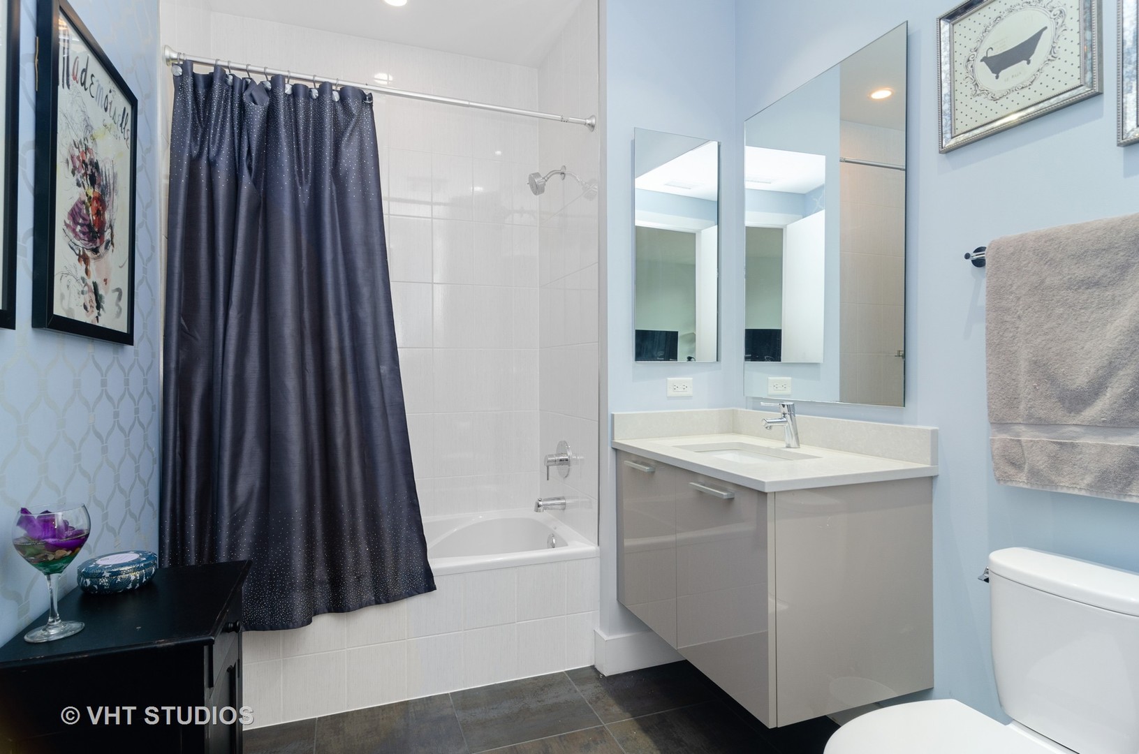 367 West Locust Street, Unit 304 Chicago, IL 60610 - Photo 12 of 14