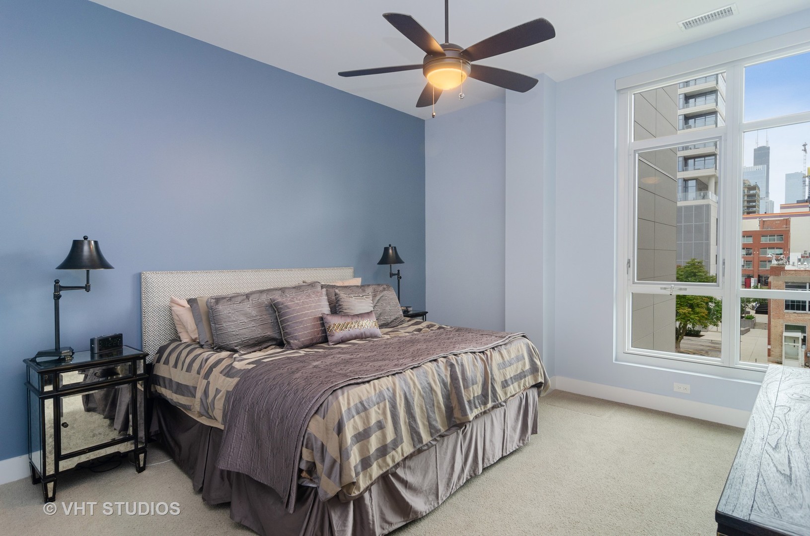 367 West Locust Street, Unit 304 Chicago, IL 60610 - Photo 7 of 14