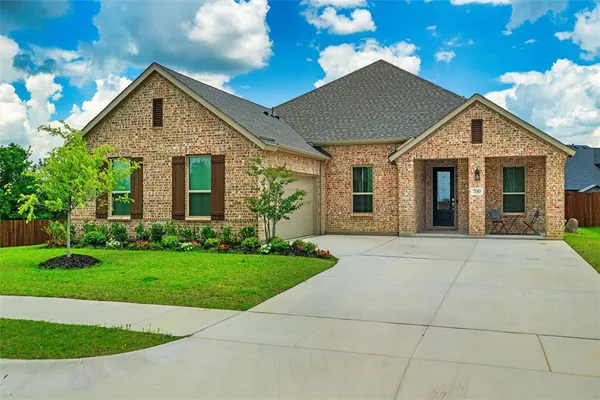 $499,999 | 700 Bluestem Street, Mansfield, TX 76063