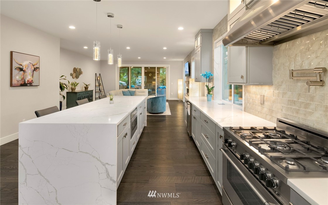 3201 Alaska Road Brier, WA 98036 - Photo 10 of 39