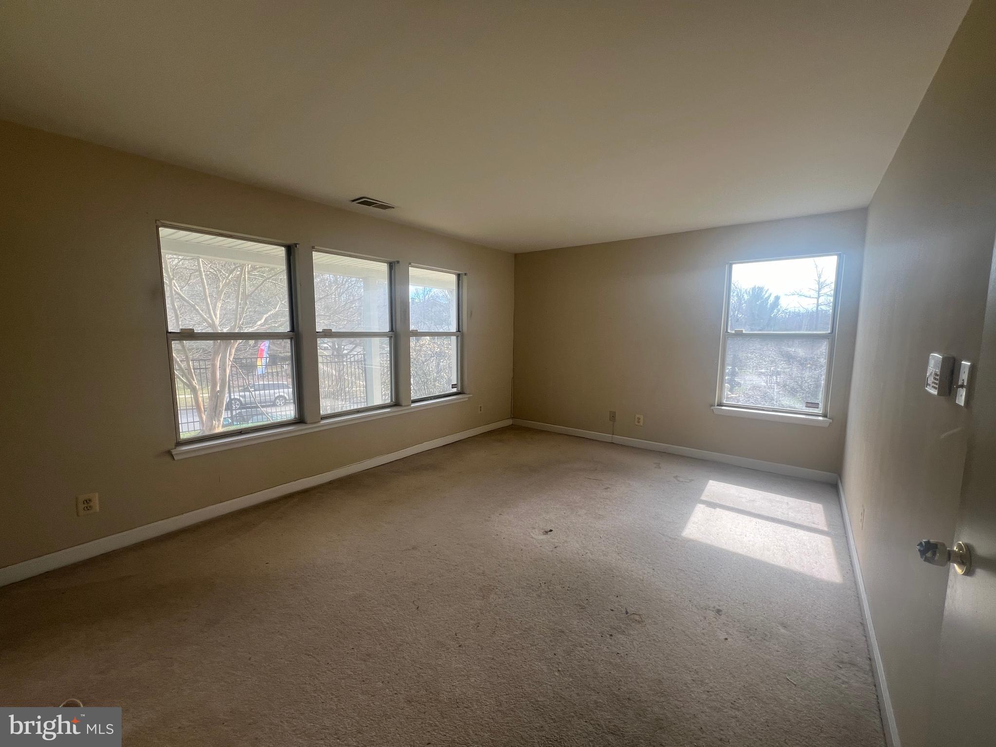 13701 Modrad Way, Unit 9C13 Silver Spring, MD 20904 - Photo 19 of 40 Bedroom #1