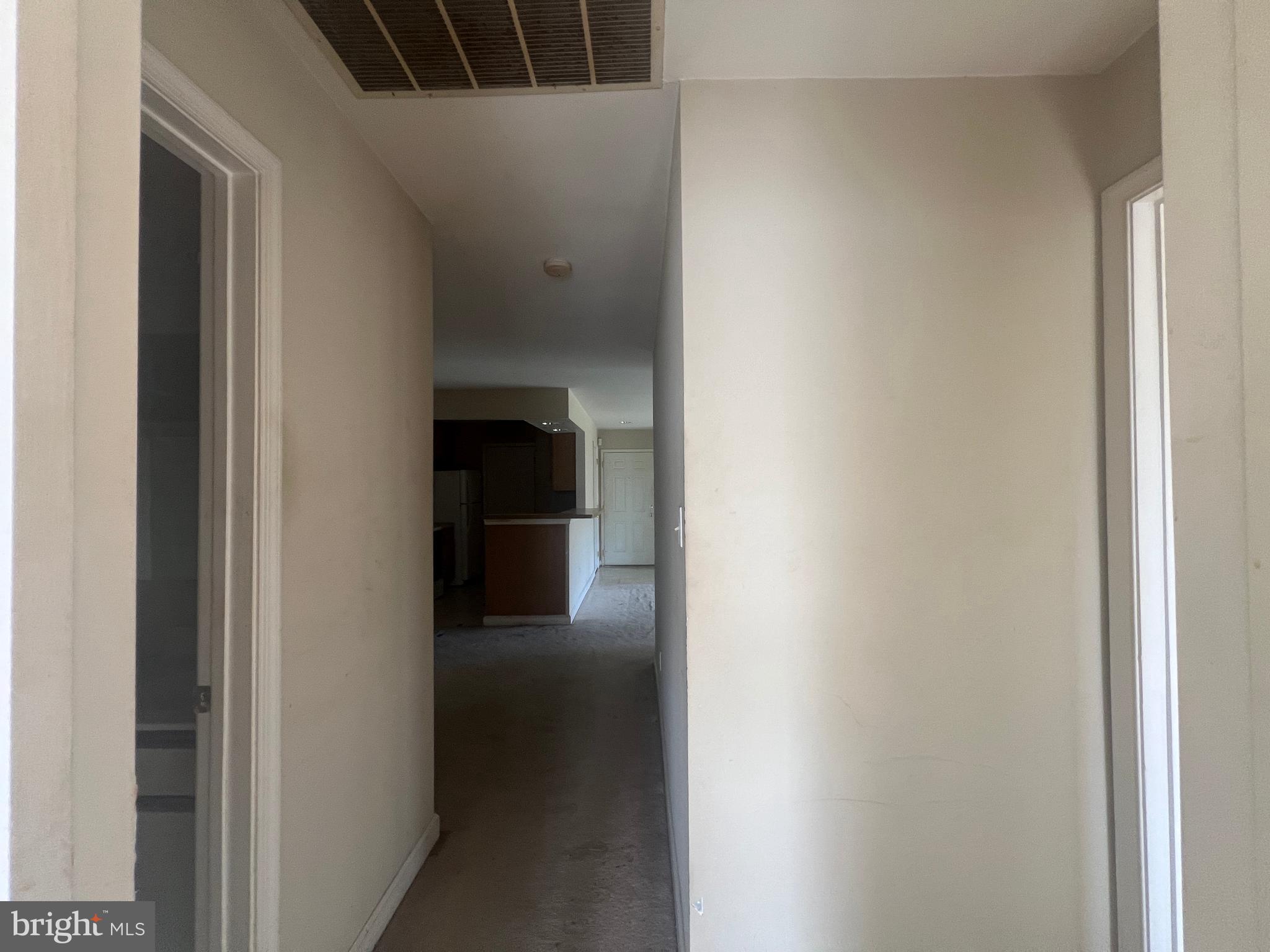 13701 Modrad Way, Unit 9C13 Silver Spring, MD 20904 - Photo 29 of 40 Hallway