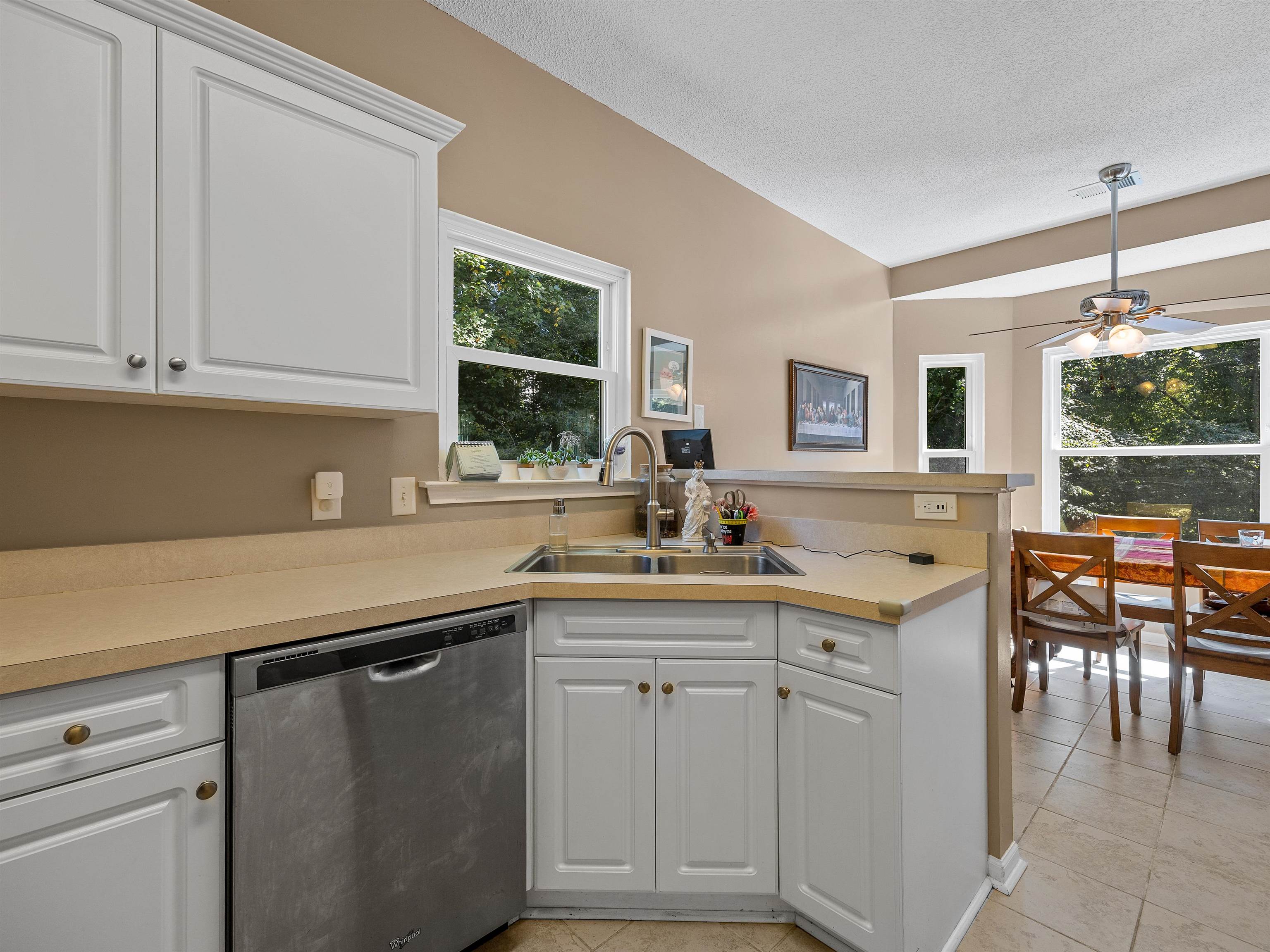 622 Heathrow Court Moore, SC 29369 - Photo 13 of 38