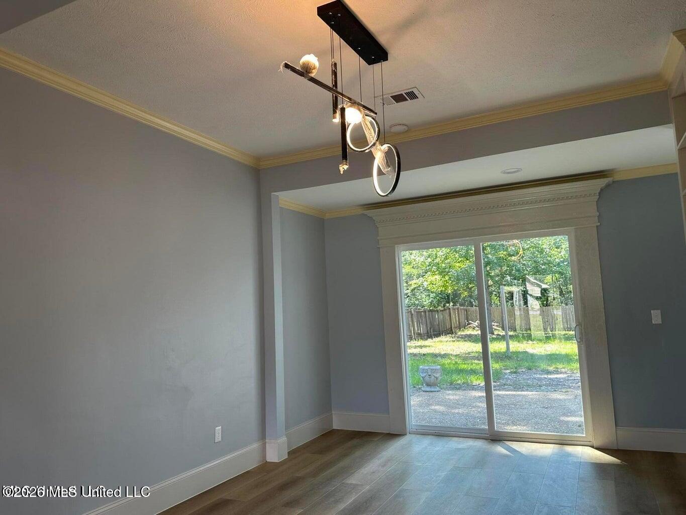 124 Holmar Drive Brandon, MS 39047 - Photo 3 of 13 IMG_0055