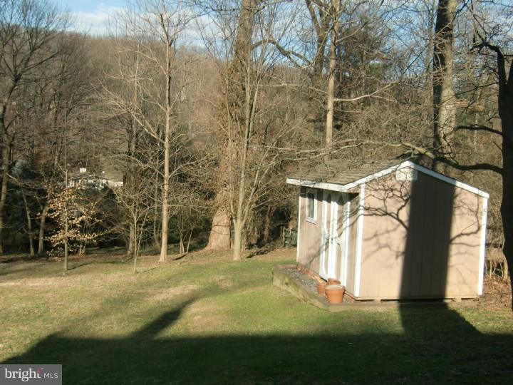 659 West Valley Road Wayne, PA 19087 - Photo 24 of 25 Exterior Back