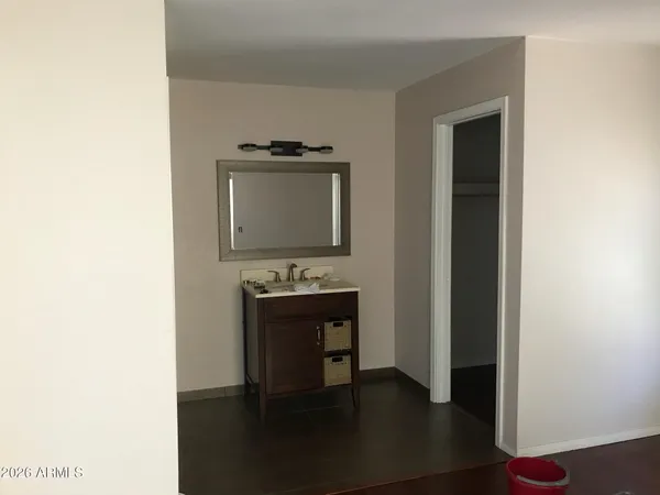 $270,000 | 850 South River Drive, Unit 2020, Tempe, AZ 85281
