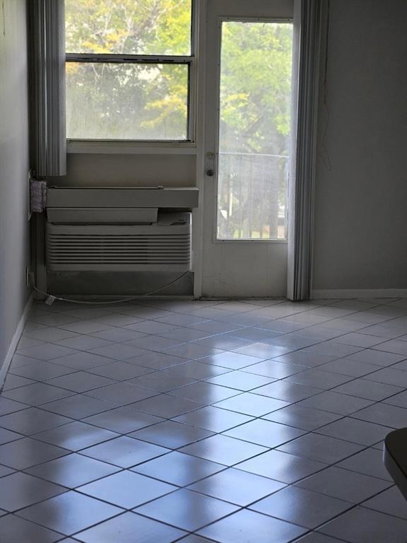 2771 Riverside Drive, Unit 306 Coral Springs, FL 33065 - Photo 14 of 18